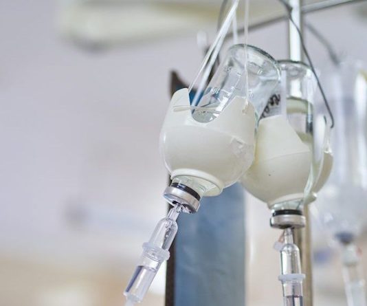 Капельница от похмелья: SOS для организма