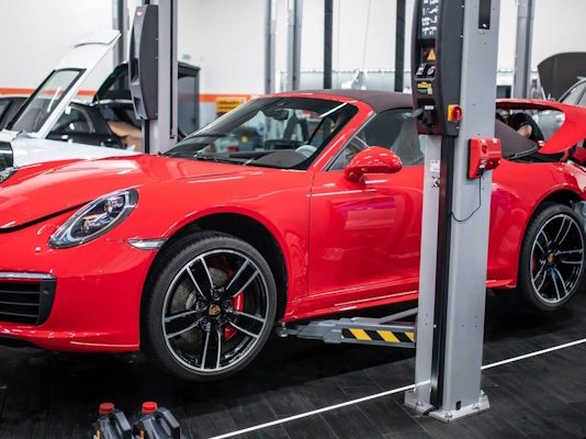 ТО Порше: выбор уровня доверия техническое обслуживание ПОРШЕ